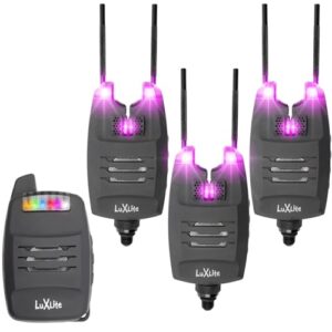 Funkbissanzeiger Set Luc Lite Purple 3+1 für Angler, bestehend aus drei Bissanzeigern und einem Empfänger in einem robusten Hardcase