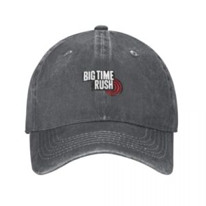 Graue Big Time Rush Baseballmütze mit verstellbarem Riemen, sportlichem Look und großem Logo in weißen Buchstaben auf der Vorderseite.