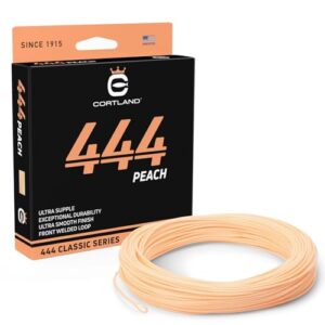Cortland Line 7DT Angelschnur in Pfirsichfarbe mit Verpackung, die die Eigenschaften der Angelschnur hervorhebt, darunter Flexibilität und Haltbarkeit.