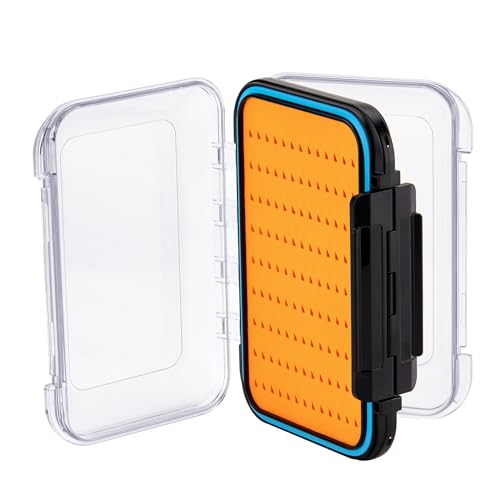 Transparente Angelbox in Orange, ideal für die Aufbewahrung von Angelzubehör wie Kunstködern und Fliegen, mit praktischem Scharniermechanismus und strukturierter Oberfläche für bessere Griffigkeit.