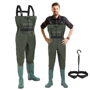 Mann in wasserdichter Wathose für Outdoor-Aktivitäten, ideal zum Angeln, mit verstellbaren Trägern und mehreren Taschen.