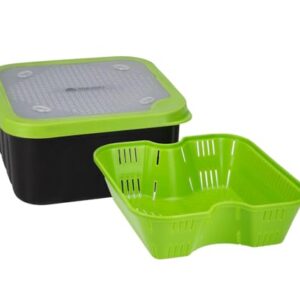 MIKADO WITH STRAINER Köderbox für Pellets mit Sieb in Schwarz und Grün, ideales Zubehör für Angler zur Aufbewahrung und Zubereitung von Ködern.