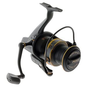 PENN Rival Longcast Angelrolle in Gold 7000 mit ergonomischem Design, robustem Gehäuse und komfortabler Handkurbel, ideal für Angler.