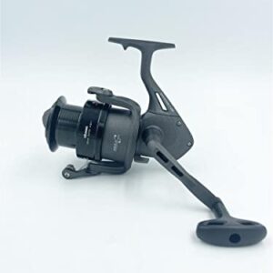 Hochwertige Karpfenrolle Okuma Booster Carp BT 7000 mit Frontbremse und Weitwurf, ideal für Anfänger und Fortgeschrittene