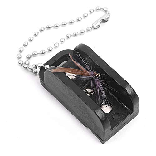 Magnetische Tippet-Threader für das Fliegenfischen - ein innovatives Werkzeug, das das Fliegenfischen erleichtert.