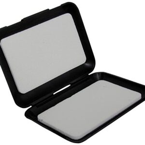 Shakespeare Fliegenbox Medium, schwarze Box mit weißer Schaumeinlage und kleinem grauen Griff. Ideal für Angler, die eine praktische und leichte Fliegenbox suchen.