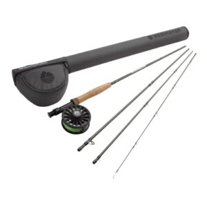 Redington Wrangler Trout XL Fliegenfisch-Set mit Reel und vier Fischen, ideal für das Fliegenfischen im Wasser
