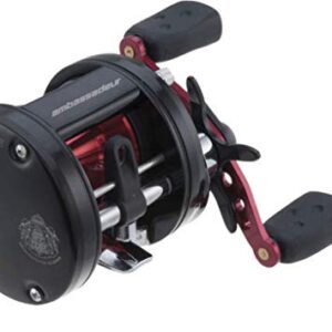 Fischangeln mit der Abu Garcia Angelrolle Ambassadeur STX 5601, rotierende Spule für Meer Bass und Hecht