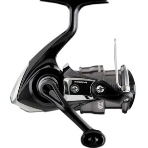 Detaillierte Darstellung der Daiwa Crossfire LT Spinnrolle mit Airdrive-Design, Digigear-Konstruktion und LC-ABS-Spulentechnologie