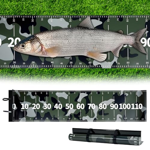 Hochwertige Camo Measure Mat für Fischmessung mit Anschlag und Roll-Up Maßband, wasserdicht und leicht zu reinigen.