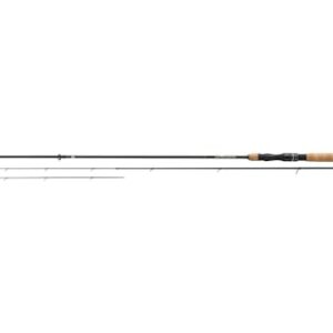 Hochwertige Spinn-Angelrute DAIWA Wilderness Coregone 802UL, 2+2 Teile, 2,40m, 3-12g, für Fischen in verschiedenen Gewässern geeignet.